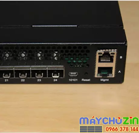IBM BLADE RACKSwitch G8124 24 cổng 10GbE SFP+ chuyển mạch quang